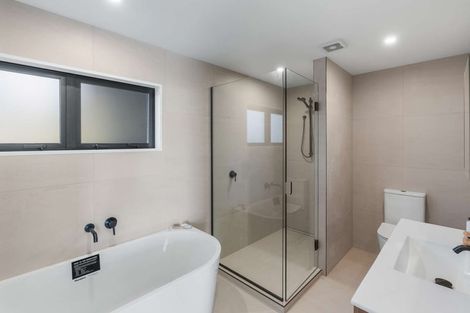 Photo of property in 145 Mount Pleasant Road, Mount Pleasant, Christchurch, 8081