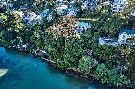 Photo of property in 28 Seaview Road, Paremata, Porirua, 5024