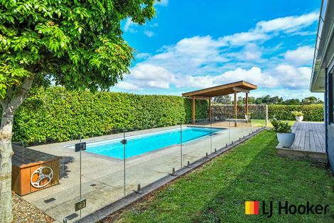 Photo of property in 384 Glenbrook Station Road, Glenbrook, Waiuku, 2681