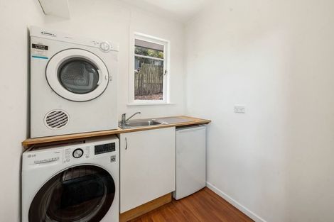 Photo of property in 21 Kotare Street, Hilltop, Taupo, 3330