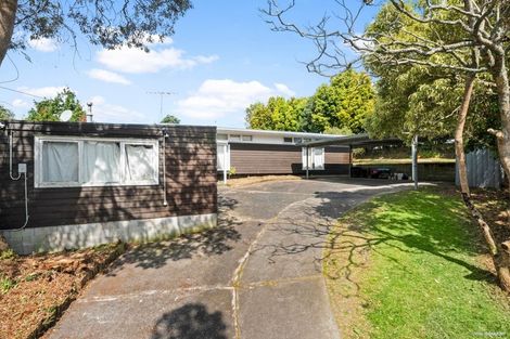 Photo of property in 17 Ellice Road, Totara Vale, Auckland, 0629