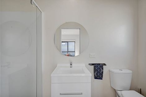 Photo of property in 3 Smith Road, Merrilands, New Plymouth, 4312