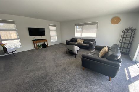 Photo of property in 36a Queenwood Road, Levin, 5510