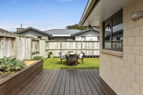 Photo of property in 294 Lakes Boulevard, Pyes Pa, Tauranga, 3112
