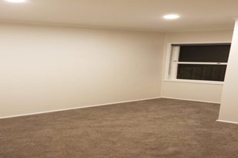 Photo of property in 5/8 Tawera Road, Greenlane, Auckland, 1051