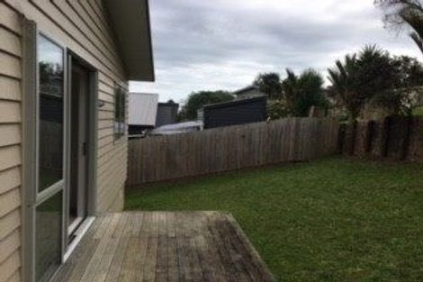 Photo of property in 18 Brownlee Place, Pukekohe, 2120
