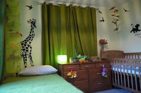 Photo of property in 28 Porterfield Street, Macandrew Bay, Dunedin, 9014