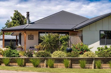 Photo of property in 38 Grove Avenue, Weston, Oamaru, 9401