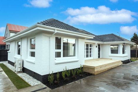 Photo of property in 94 Avondale Road, Avondale, Christchurch, 8061