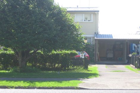 Photo of property in 2/217 Lake Road, Belmont, Auckland, 0622