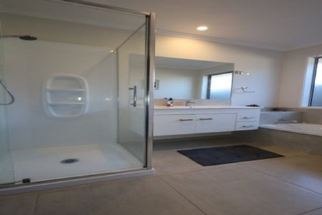 Photo of property in 16 Te Kio Crescent, Papamoa Beach, Papamoa, 3118