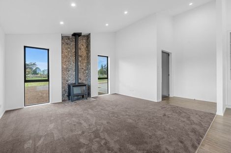 Photo of property in 3 Nicholson Road, Clareville, Carterton, 5791