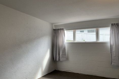 Photo of property in 4130 Great North Road, Glendene, Auckland, 0602