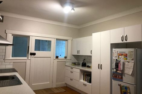 Photo of property in 19 Austin Street, Mount Victoria, Wellington, 6011