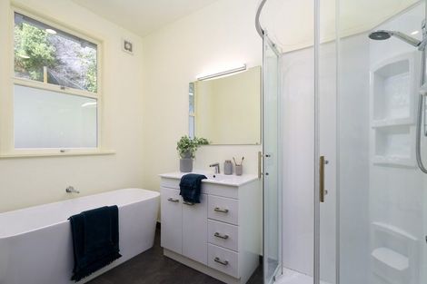 Photo of property in 16 Allan Street, Nelson South, Nelson, 7010