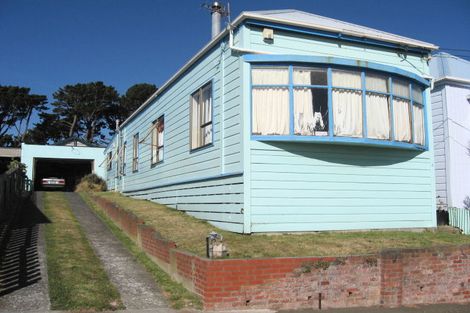 Photo of property in 8 Herald Terrace, Berhampore, Wellington, 6023