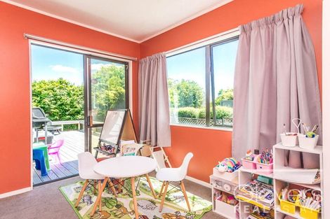 Photo of property in 31b Avonleigh Road, Green Bay, Auckland, 0604