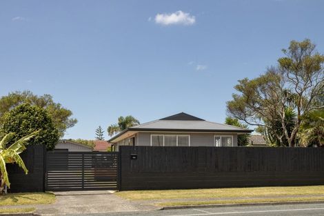 Photo of property in 123 Links Avenue, Mount Maunganui, 3116