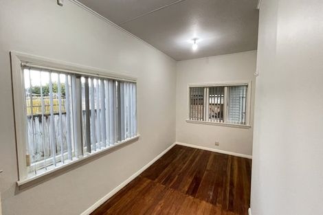 Photo of property in 324 Mount Albert Road, Mount Roskill, Auckland, 1041