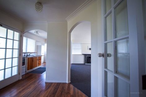 Photo of property in 67 Barrys Road, Glendene, Auckland, 0602