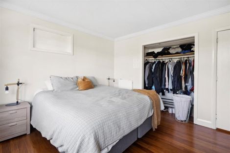 Photo of property in 8 James Grove, Stokes Valley, Lower Hutt, 5019