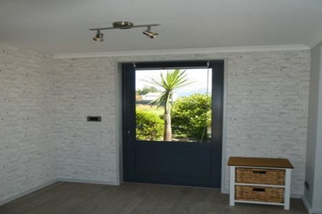 Photo of property in 12 Cunaris Way, Te Anau, 9600