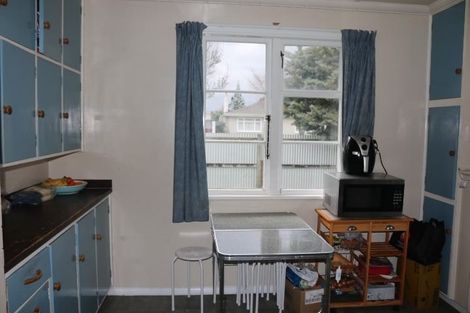 Photo of property in 660 Featherston Street, Roslyn, Palmerston North, 4414