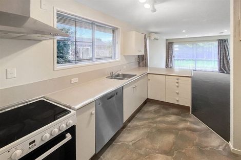 Photo of property in 68 Karnak Crescent, Russley, Christchurch, 8042