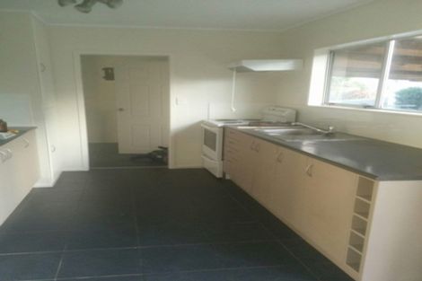 Photo of property in 21 Mona Vale, West Harbour, Auckland, 0618