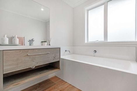 Photo of property in 2/44 Byron Street, Leamington, Cambridge, 3432