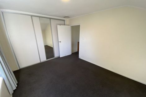 Photo of property in 1/19 Tree View Avenue, Glenfield, Auckland, 0629