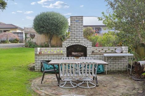 Photo of property in 116 Boucher Avenue, Te Puke, 3119