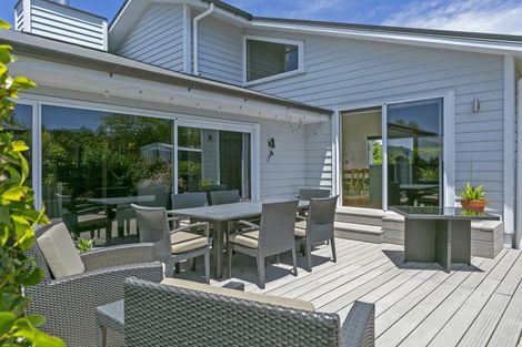 Photo of property in 11 Pukeko Way, Kinloch, Taupo, 3377