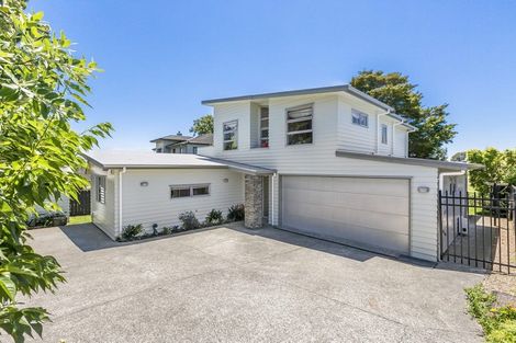 Photo of property in 20a Glenross Drive, Wattle Downs, Auckland, 2103