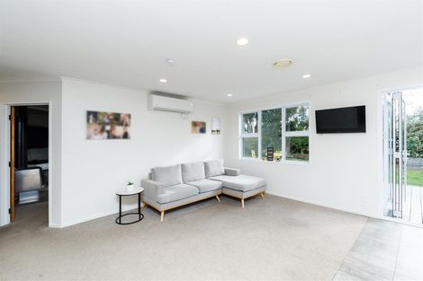 Photo of property in 6 Just Place, West End, Palmerston North, 4410