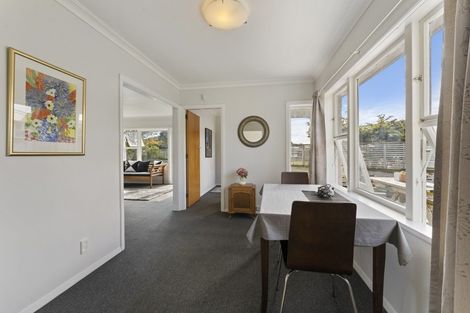 Photo of property in 28 Freemans Road, Otaki, 5512