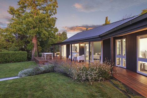 Photo of property in 22 Tuirau Place, Ilam, Christchurch, 8041