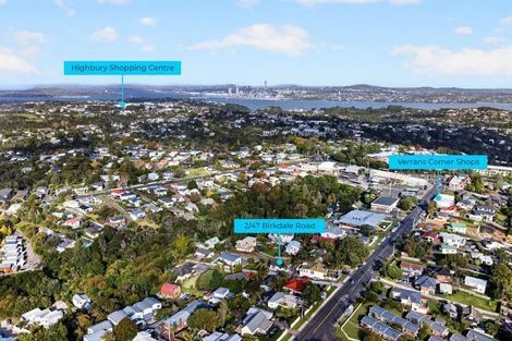 Photo of property in 2/47 Birkdale Road, Birkdale, Auckland, 0626