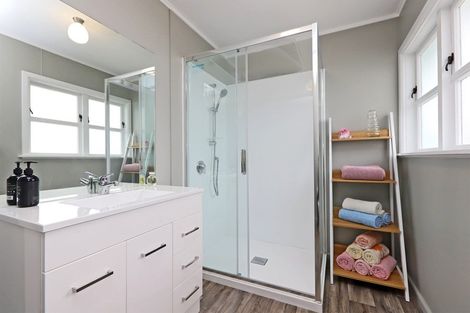 Photo of property in 44 Clarence Cox Crescent, Pirimai, Napier, 4112