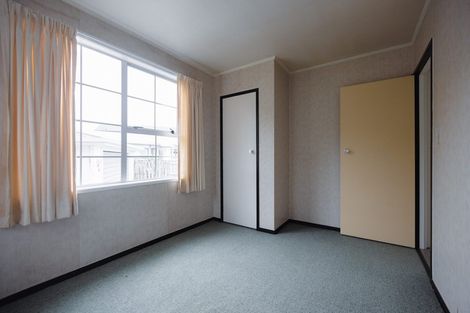 Photo of property in 14 Granville Drive, Massey, Auckland, 0614