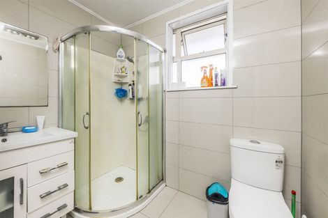 Photo of property in 21 Olive Crescent, Papatoetoe, Auckland, 2025