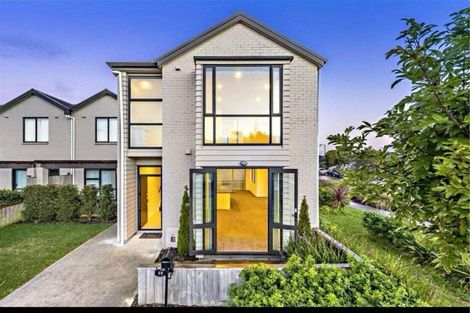 Photo of property in 23 Popokatea Drive, Takanini, 2112