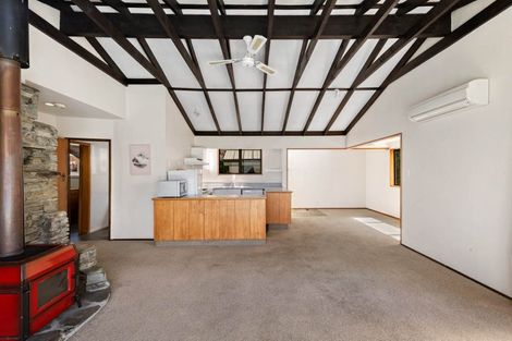 Photo of property in 27 Avalon Crescent, Fernhill, Queenstown, 9300