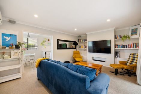 Photo of property in 11 Townshend Crescent, Halswell, Christchurch, 8025