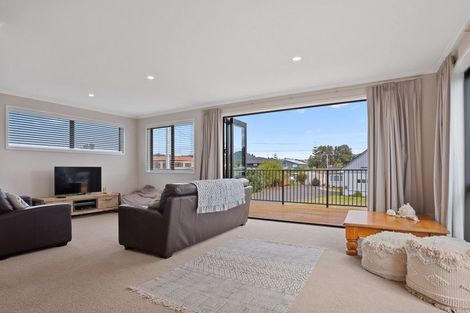 Photo of property in 106a Beverley Terrace, Whangamata, 3620