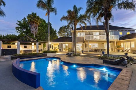 Photo of property in 45 Hardens Lane, Paremoremo, Auckland, 0632