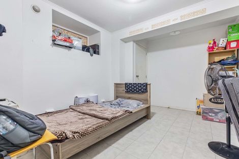 Photo of property in 1/10 Bishop Street, Green Bay, Auckland, 0604