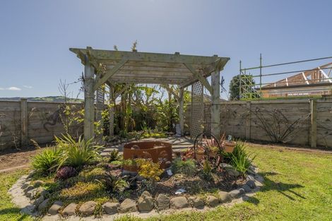 Photo of property in 24 Debenham Drive, Whitianga, 3510