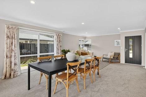 Photo of property in 9/64 Port Hills Road, Heathcote Valley, Christchurch, 8022
