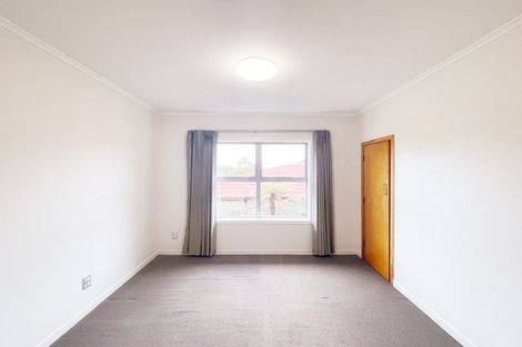 Photo of property in 38 Tui Glen Road, Birkenhead, Auckland, 0626